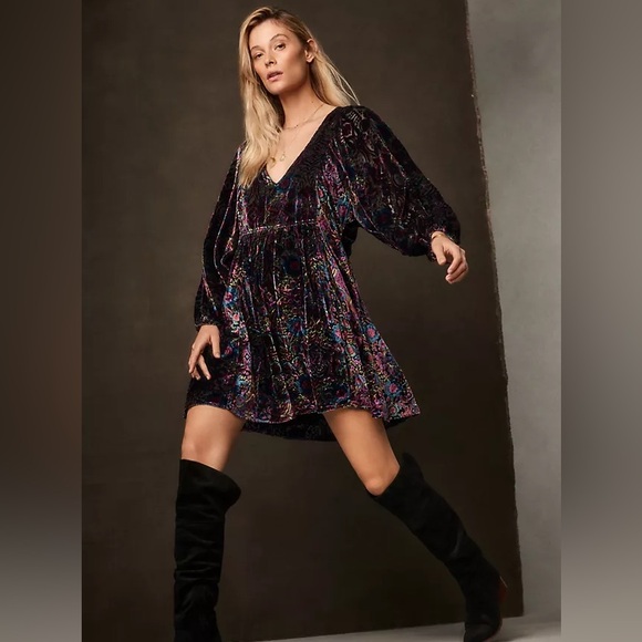 Mona Burnout Velvet Mini Dress - Picture 5 of 15